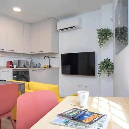 Estudio Con Encanto En Malaga Centro By Rent Me-3
