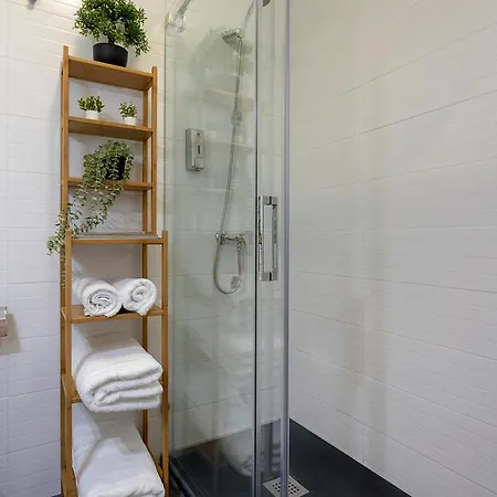 Apartamento Reformado En Pleno Centro By Rent Me-2