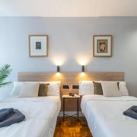 Cervantes Luxury Apartment-2