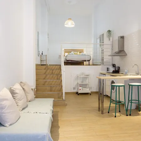 Cozy Loft Victoria-2