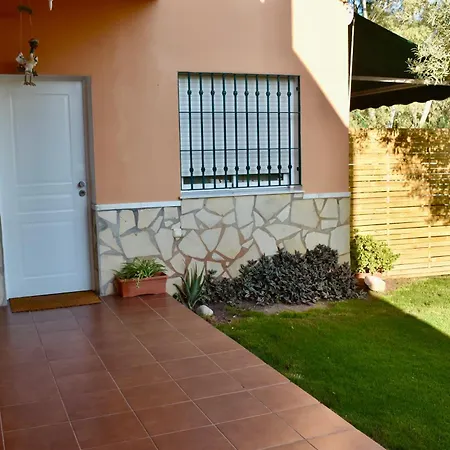 Maravilloso apartamento con jardín y barbacoa-2