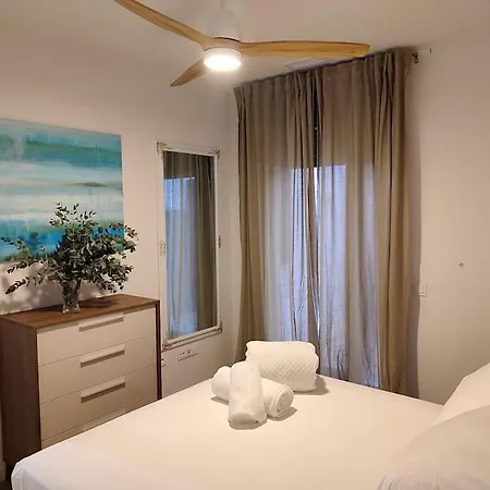 Old Town Ground Floor New Apartment, City Center, Beach-2