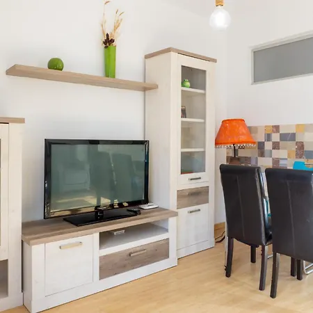 Old Town Luxe Apartment-3