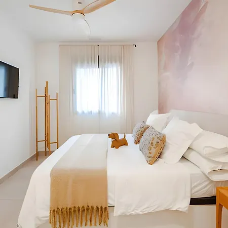 AlbertHouse - Lujoso Apartamento en el Centro de Málaga-3