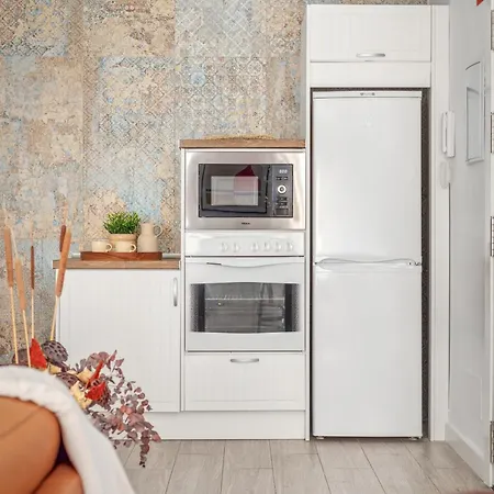 Epidemia & Quite Bedrooms By Ele Apartments-2