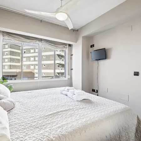 Modern Apartment Next To La Malagueta Beach-2