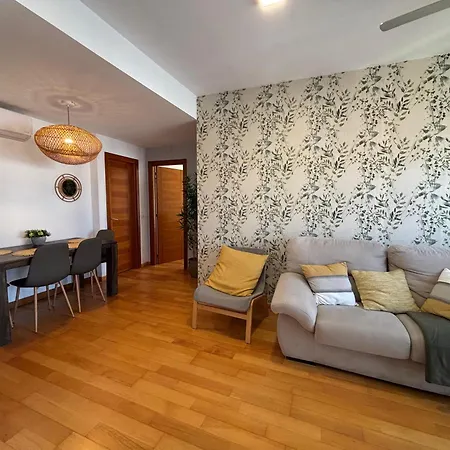Cozy Flat Close To City Center-3