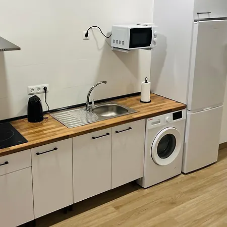 Living Station 7-2