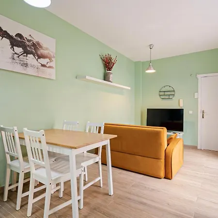 1 Bedroom Flat In City Center-2