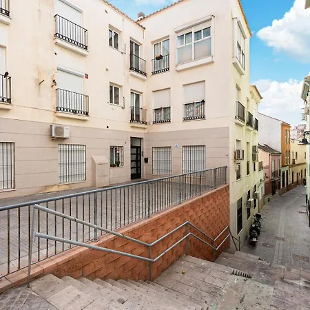 1 Bedroom Flat In City Center-3