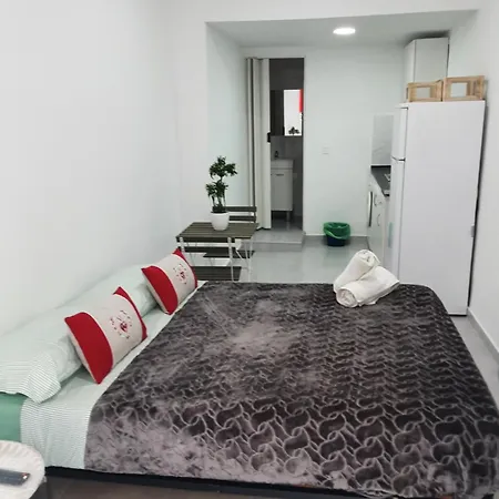 precioso apartamento moderno cerca del carrefour rosaleda-2
