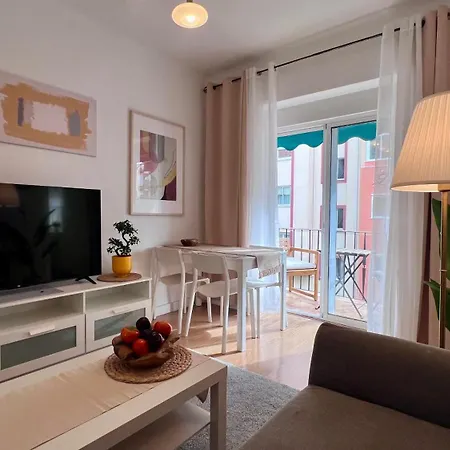 Super Comfy And Homey 4Br Apartment Peachy Stays-3