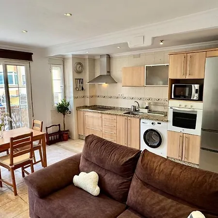 Céntrico y cómodo - Piso ideal para conocer Málaga-2
