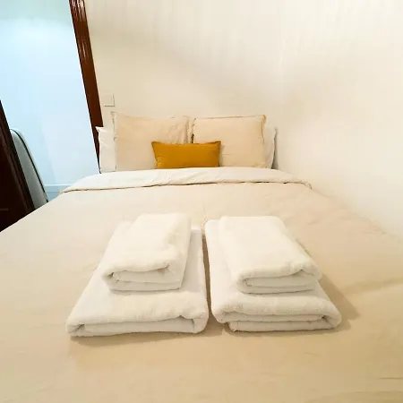 Beautiful Flat Perfectly Located By Beach And City-3