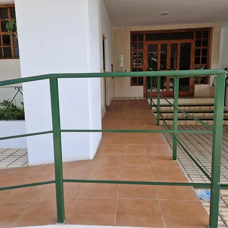 Piso 110m² en el Palo con parking cerca de la playa-2