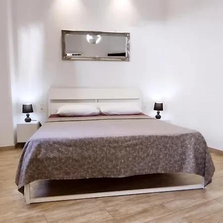 Altozano Room II, Estudió centro de Málaga Gayfriendly, Wi-Fi gratis-2
