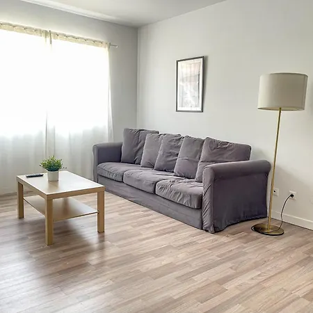 DV Properties Residencial Apartment #P4F2-2