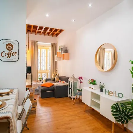 Cozy Studio Near Picasso House By Turivida-2