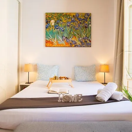 Cozy Studio Near Picasso House By Turivida-3