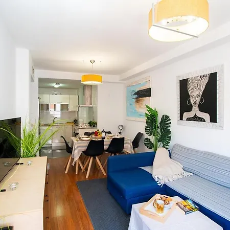 Premium Apt With Balcony Sea Walk By Turivida-2