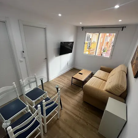 Boutique Apt Next To The Train Station By Turivida-2
