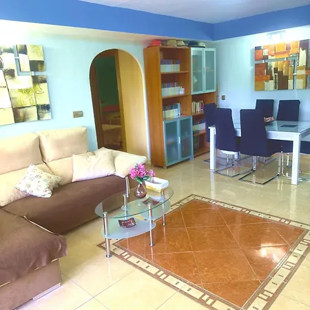 Bonito apartamento céntrico y cerca de la playa.-2