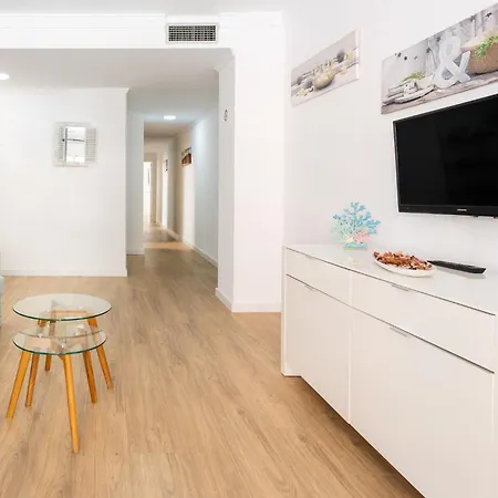 WonderStays Apartamentos Vela-2