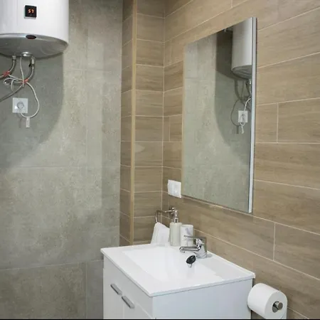 Málaga SEA Apartment Piscina - by N&N LUXE PROPERTIES-2
