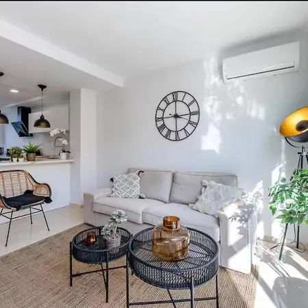 Triplex in the Heart of Málaga-3