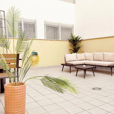 Feelathome Merced Apartments-3