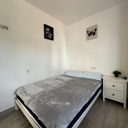Sea View Apartment-2