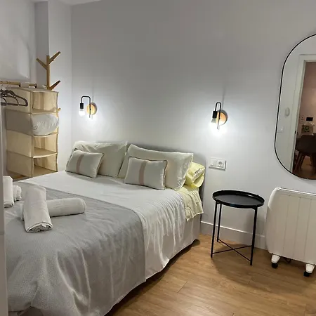 Piso Picasso, Modern Apartment In The Heart Of Malaga City-3