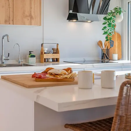 Merced Luxury-2