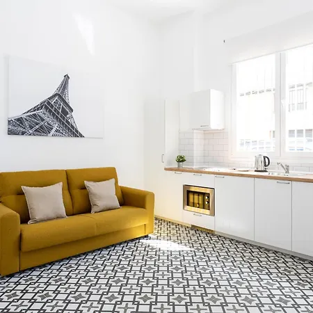 Holidays2Malaga Picasuss Loft New Built Close Huelin Beach And Promenade-3