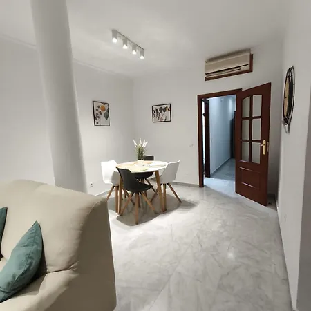 Apartamento cerca del centro histórico de Málaga II-3