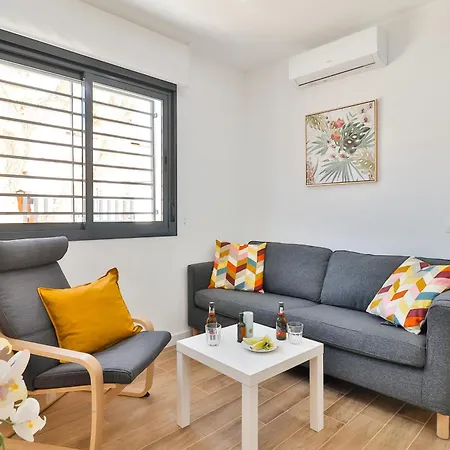 C4 - El Palo Beach 2 Bedroom Apartment-2