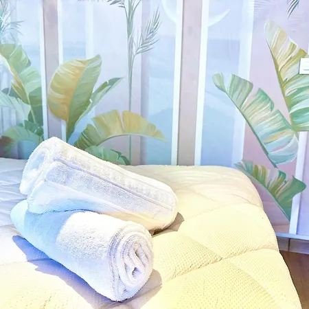 Parking, City & Pool- Costa Paradise Suites- Malaga-2
