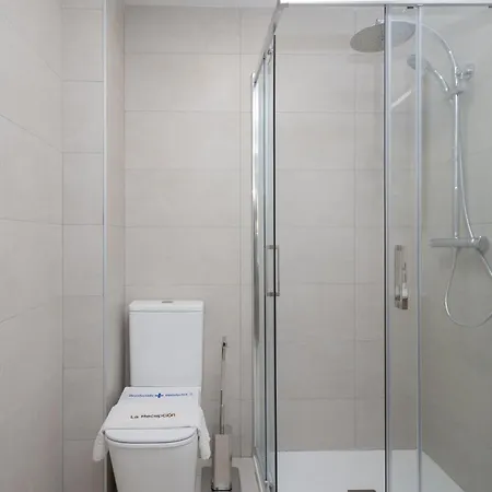 C30 Urban Comfort - Pool & Parking-3