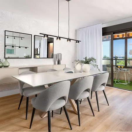 Donoso Cortes & Free Parking By Ele Apartments-3