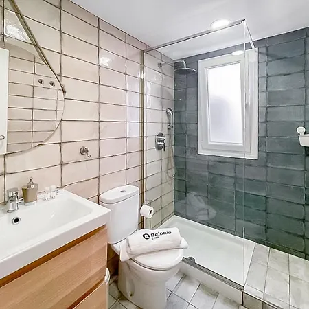 Miguel Bueno Apartment City Center By Stay Belonio-2