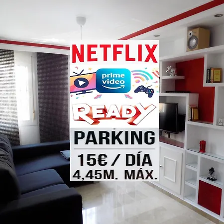 La Farola Centro de Málaga con Parking 445 Max-3