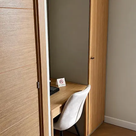 Malaga Rooms-2