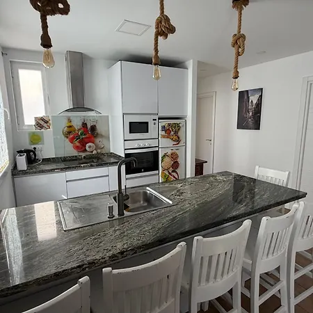 Genuar Apartments 3 Bedroom Close To Beach-3
