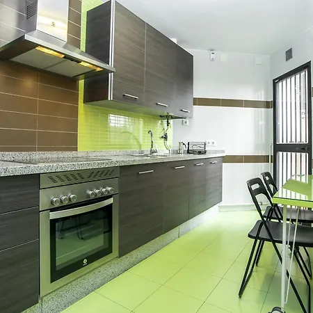 Livemalaga Apartment & Parking-3