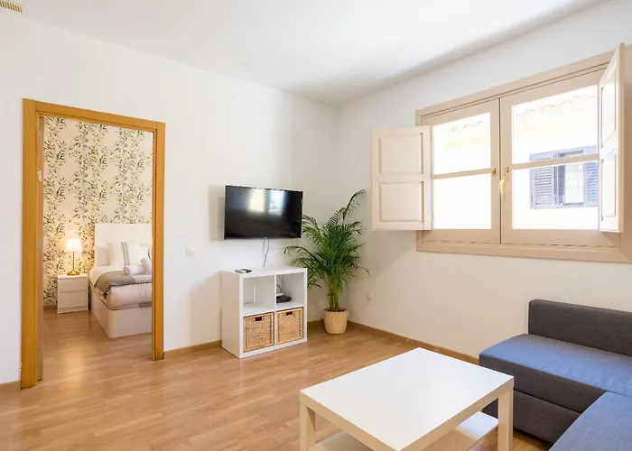 Mitjana By Ele Apartments Málaga