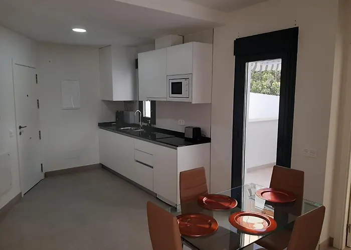 New Apartment In The Center-Terrace & Free Parking Málaga