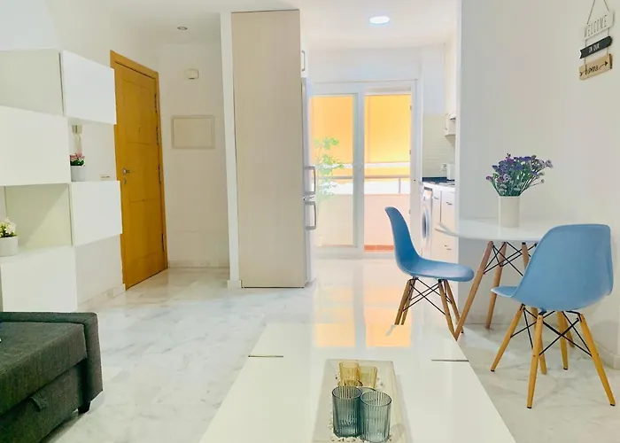 Homely Málaga Parras con terraza interior y parking privado bajo suplemento