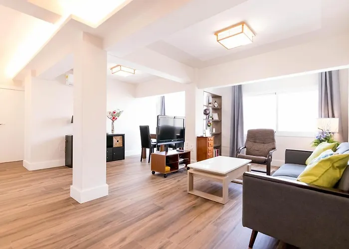 BHost - Suite La Merced Málaga