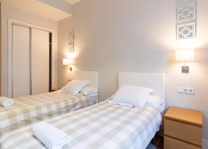Urbe10 Angel Suites 2 Bedrooms Apartment 2A Málaga