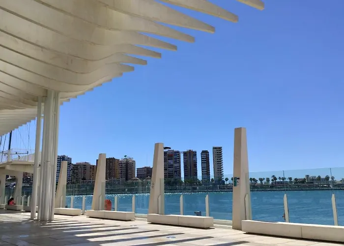 Apartamento Amplio junto al Centro Málaga